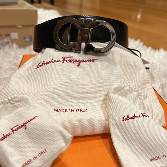 Salvatore Fegarramo belt size 3 ( Like Large) Brand new perfect condition. - Picture 3 of 7